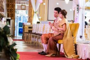 ชุดไทยเจ้าสาว ชุดไทยจักรพรรดิ์ เช่าที่แบมบี้ เวดดิ้ง ห้วยขวาง